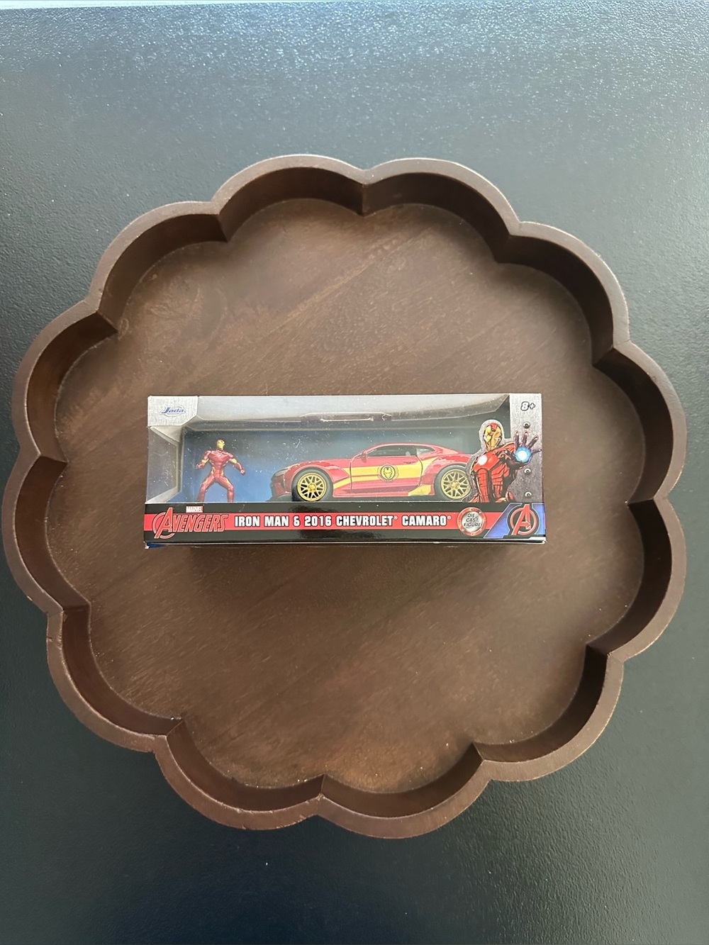 Marvel Iron  Man & 2016 Chevrolet Camaro Die-Cast Model